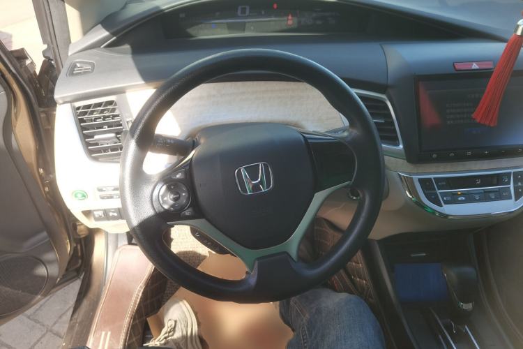 Used Honda Jade 2016 1.8L Automatic Comfort Elite Version 5 Seats Steering Wheel