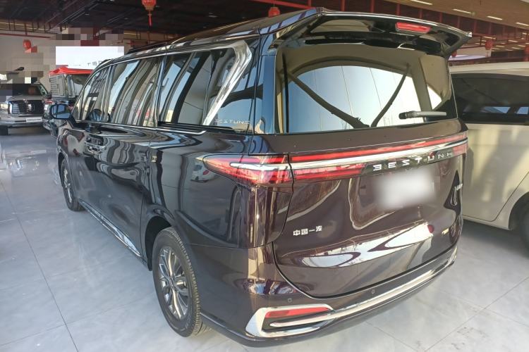 Used Bestune M9 2023 2.0T Ultimate Edition
