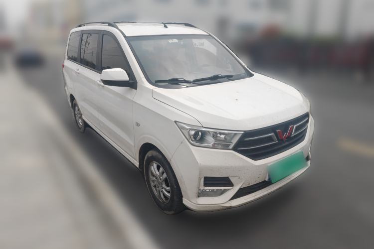 Used Wuling Hongguang 2019 1.5L S Comfort Edition China VI LAR