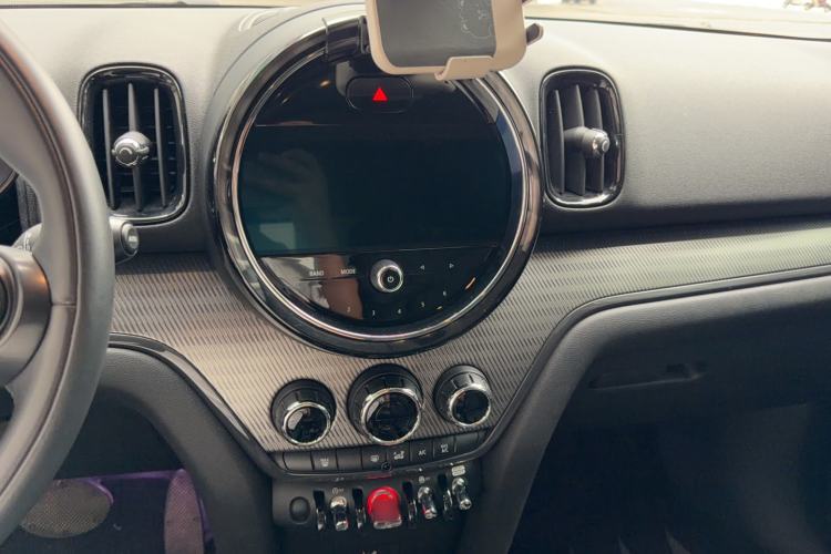 Used MINI Countryman 2021 1.5T COOPER ALL4 Connoisseur Interior 3