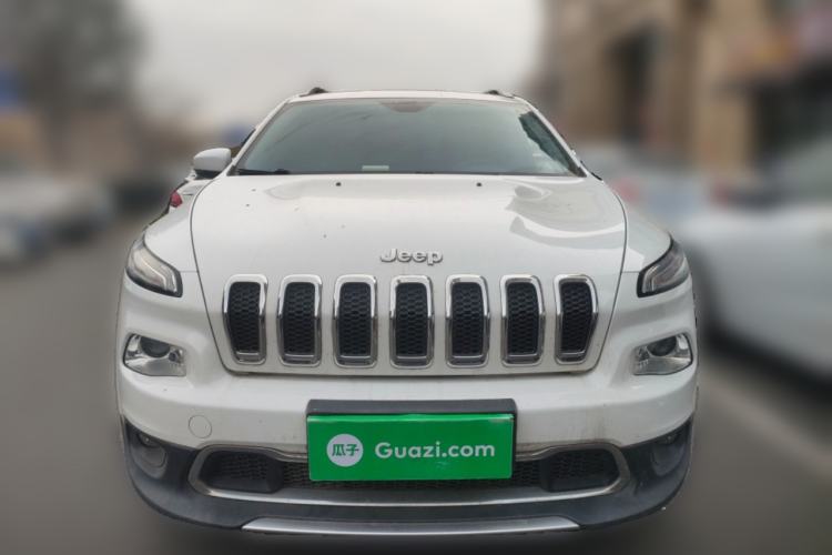 Used Jeep Cherokee 2017 2.0L Superior Edition