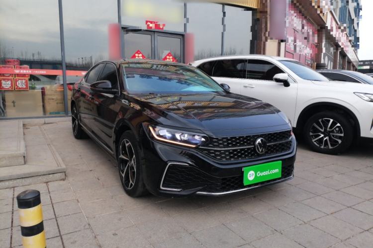 Used Volkswagen Passat 2024 330TSI Starry Elite Edition Exterior 1