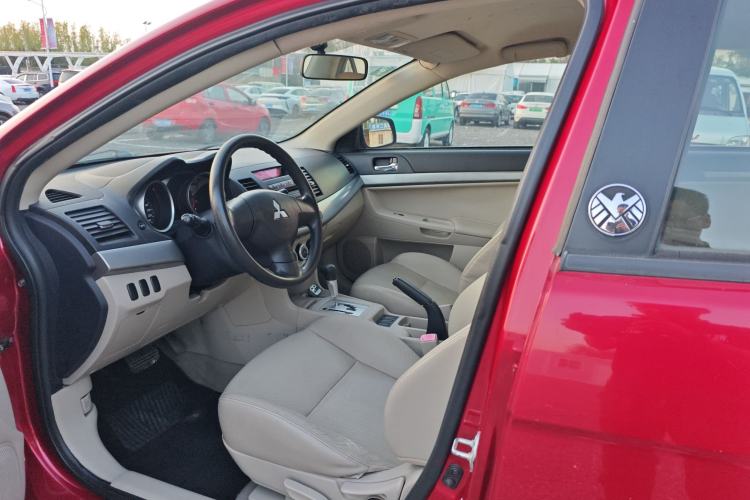 Used Mitsubishi Lancer EX 2010 Fashion Edition 1.8L CVT Comfort Trim Interior 2