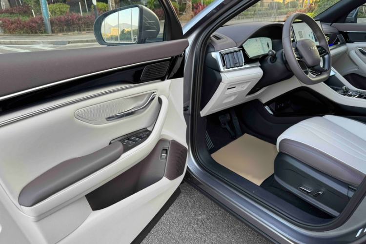 Used BYD Song PLUS New Energy 2025 DM-i Smart Drive 112KM Prestige Model
