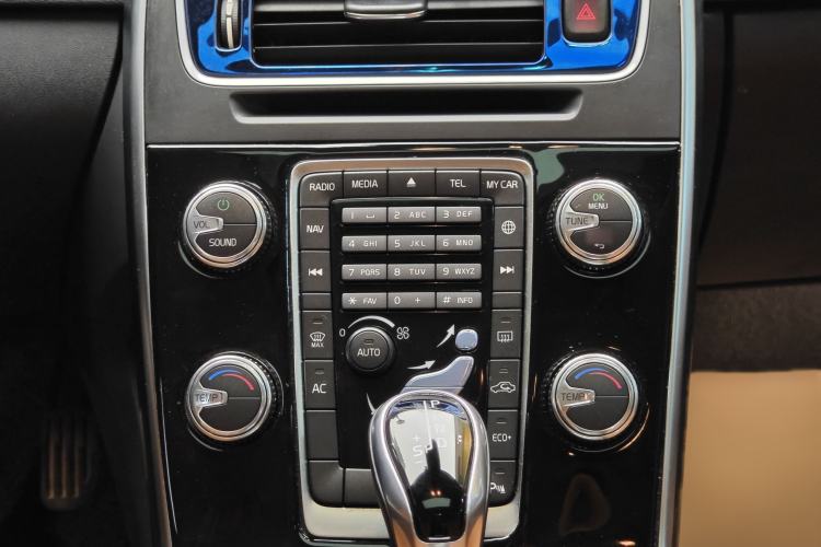 Used Volvo S60 2018 S60L T3 Smart Upgrade Edition
