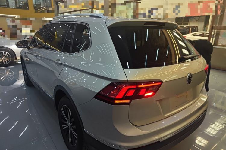 Used Volkswagen Tiguan L 2019 330TSI Automatic Two-Wheel Drive Panoramic Comfort Edition China V Standard
