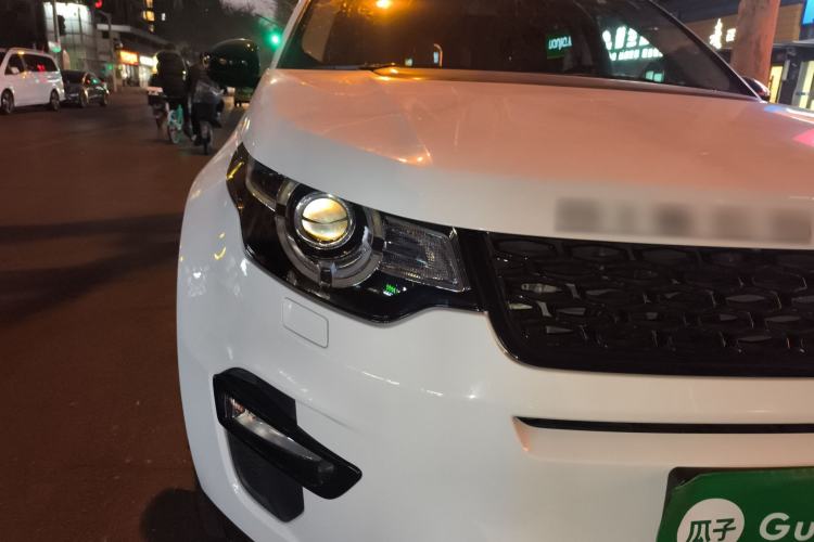 Used Land Rover Discovery Sport 2019 240 PS SE Version China VI Standard