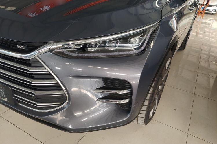 Used BYD Tang New Energy 2018 DM 2.0T All-Wheel Drive Smart Connect Genesis Edition 7 Seats China V Emission Standard
