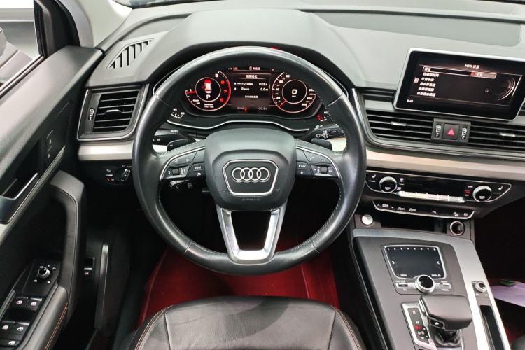 Used Audi Q5L 2018 40 TFSI Prestige Fashion Edition China V Steering Wheel
