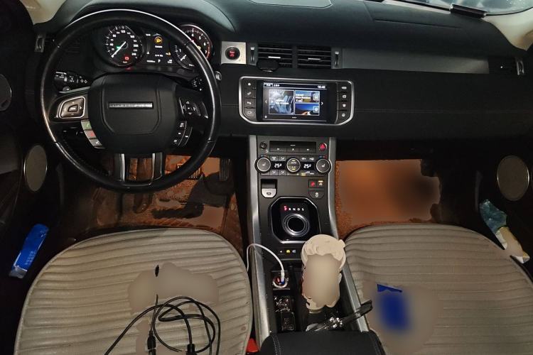 Used Land Rover Range Evoque 2016 2.0T SE PLUS Smart Enjoyment Edition Center Console