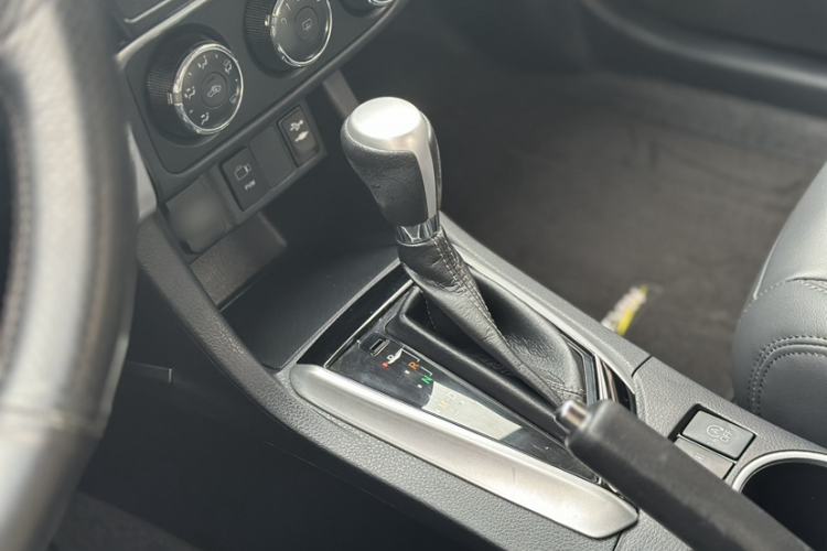 Used Toyota Levin 2017 Revised 185T CVT Elite Edition China V Standard