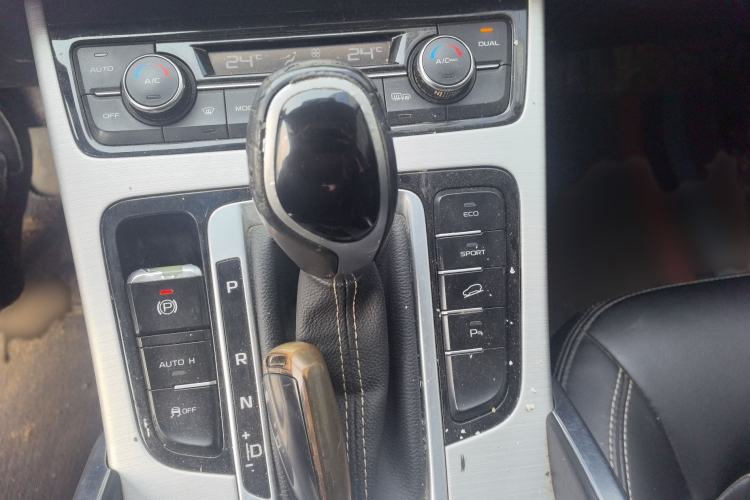 Used Geely Auto Emgrand X7 Sport 2016 1.8TD Automatic Smart Connectivity Version
