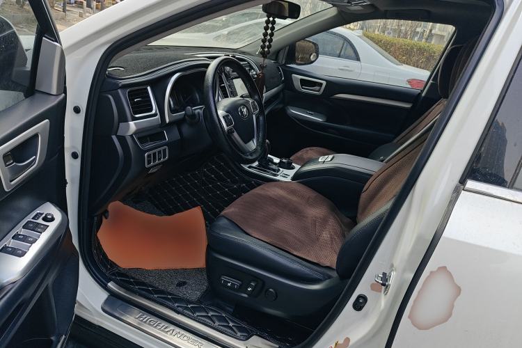 Used Toyota Highlander 2017 2.0T Four-Wheel Drive Luxury Edition 7 Seats Driver Seat