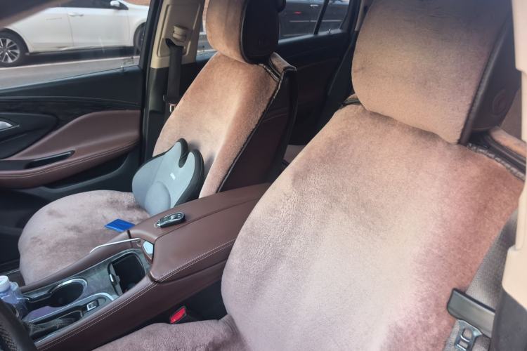 Used Buick Envision 2014 28T Four-Wheel Drive Luxury Model Left Front Seat