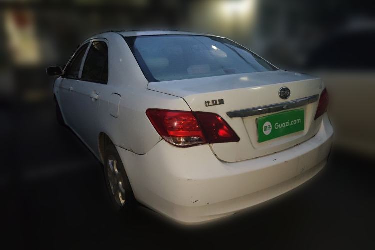 Used BYD L3 2011 New Fengchang Edition 1.5L Manual Comfort Model