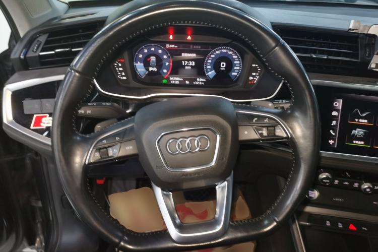 Used Audi Q3 2020 35 TFSI Fashion Dynamic Model