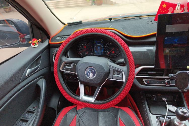 Used BYD Song 2021 Classic Edition 1.5T Manual Luxury Model Steering Wheel