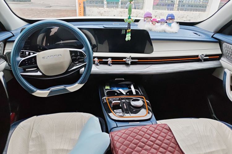 Used EXEED Zhuifeng C-DM 2023 1.5 TCI-DHT 80KM "Chengfengqi" Edition Center Console