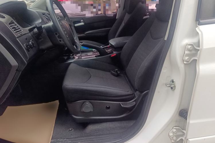 Used Roewe W5 2014 1.8T 2WD Automatic Tharu Special Edition