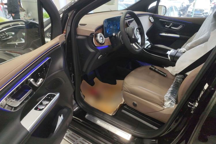 Used Mercedes-Benz EQE SUV 2024 500 4MATIC Pioneer Edition