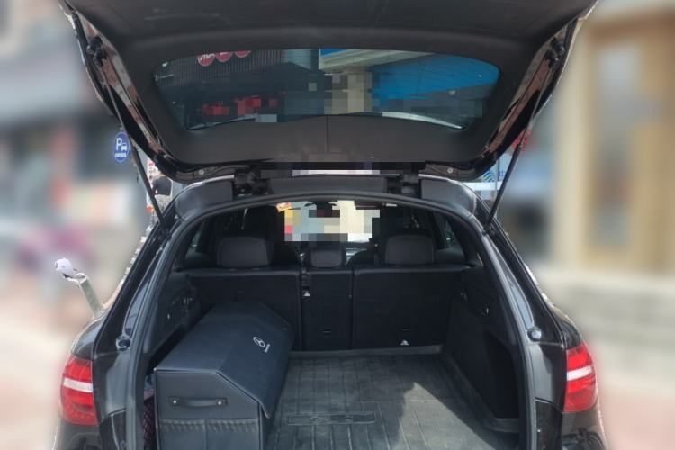 Used Mercedes-Benz GLC 2018 Facelifted GLC 260 4MATIC Dynamic Edition Trunk