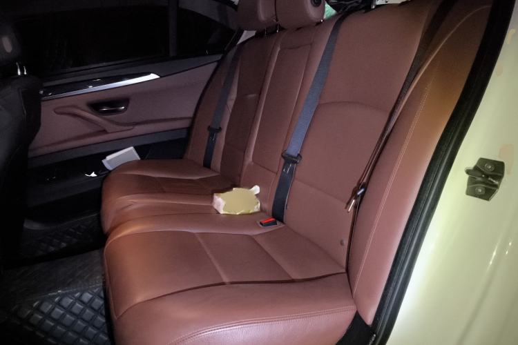 Used BMW 5 Series 2014 520Li Elegant Model
