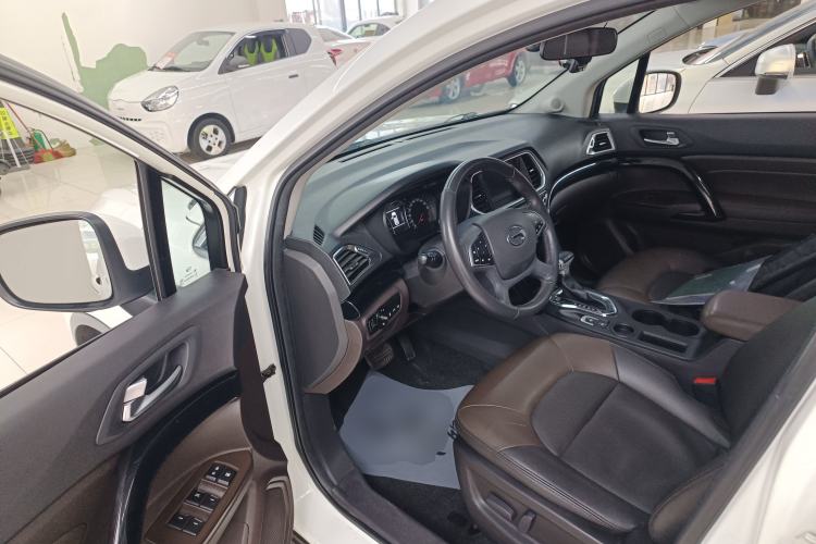 Used GAC Trumpchi GS4 2017 235T Automatic Two-Wheel Drive Luxury Smart Connectivity Version
