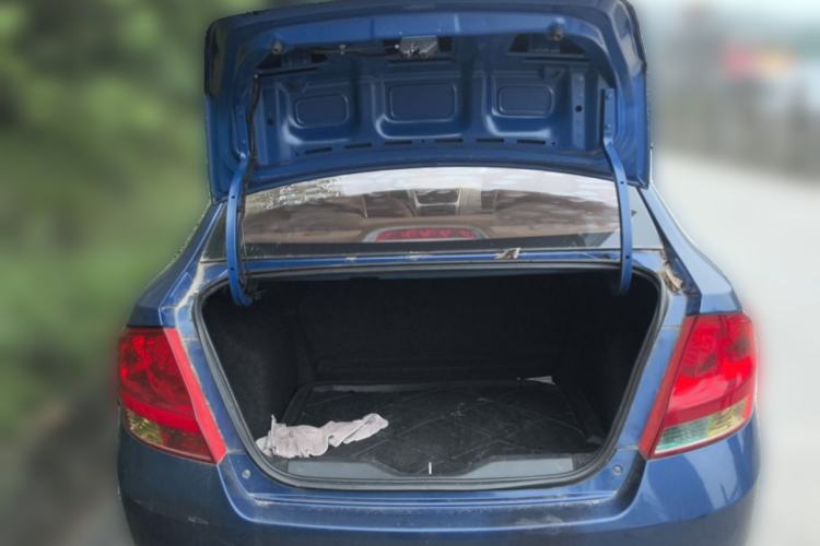 Used Chevrolet Sail 2010 Sedan 1.2L Manual Fashion Edition Trunk