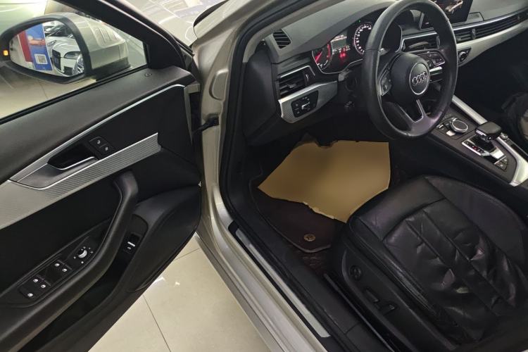 Used Audi A4L 2018 30th Anniversary Edition 40 TFSI Trendy Model Driver Seat