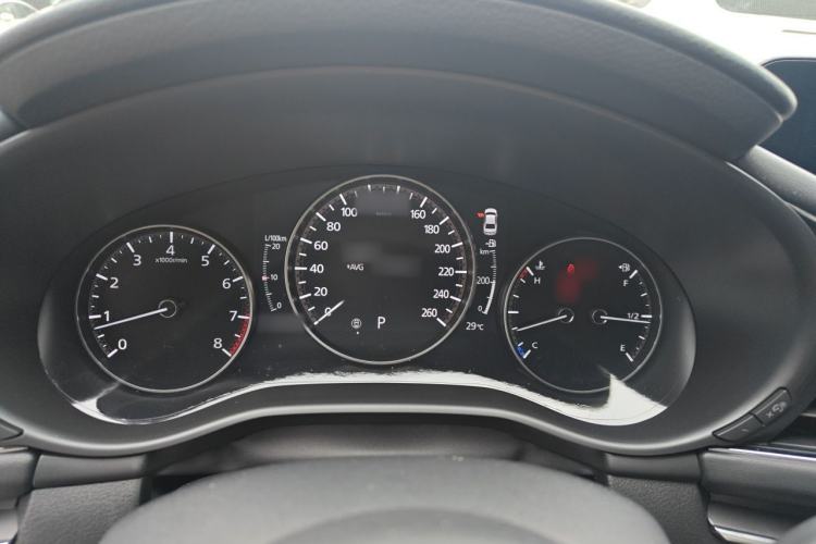 Used Mazda 3 Axela 2020 2.0L Automatic Luxury Version
