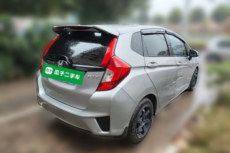Used Honda Fit 2014 1.5L LX CVT Comfort Model Rear Right 45 Deg