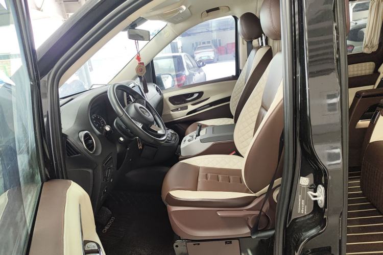 Used Mercedes-Benz Vito 2016 2.0T Business Edition Left Front Seat