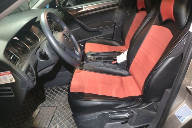 Used Volkswagen Golf 2016 1.6L Manual Fashion Edition Left Front Seat