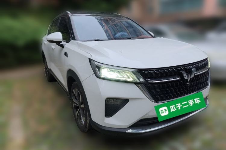 Used Wuling Asta 2021 1.5T CVT Star曜 Edition Front Right 45 Deg