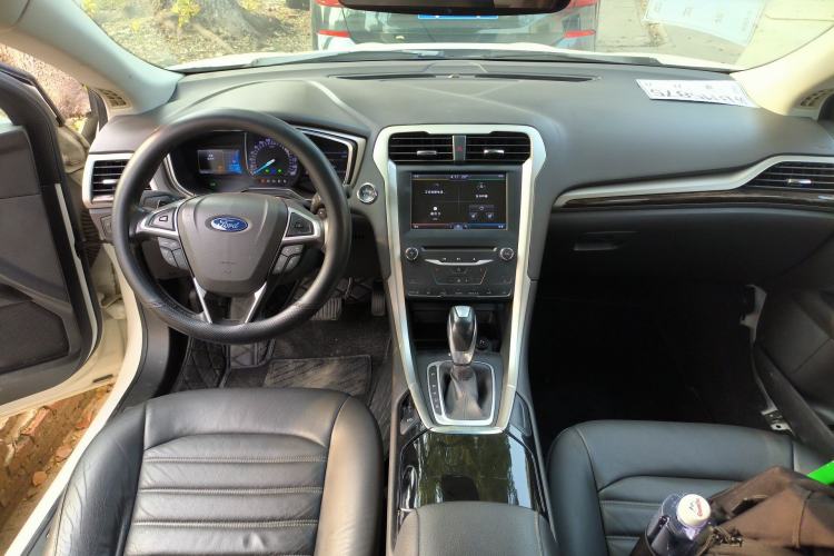 Used Ford Mondeo 2013 2.0L GTDi 200 Luxury Model
