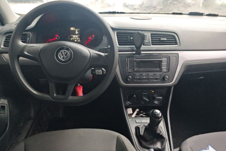 Used Volkswagen Lavida 2017 1.6L Manual Fashion Edition
