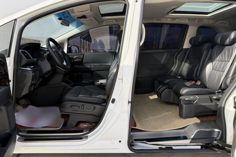 Used Honda Odyssey 2018 2.4L Luxury Edition
