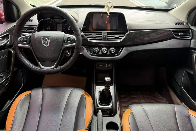 Used Baojun 310 2016 1.2L Manual Luxury Model