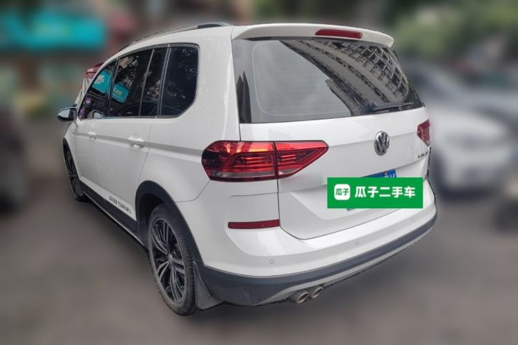 Used Volkswagen Touran 2021 Volkswagen Touran L 280TSI DSG Boundary Edition 7-Seater
