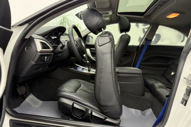 Used BMW 2 Series 2015 218i