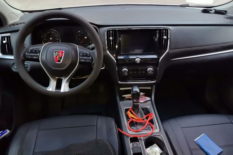 Used Roewe i6 2020 PLUS 1.6L CVT 4G Connected Glory Luxury Edition