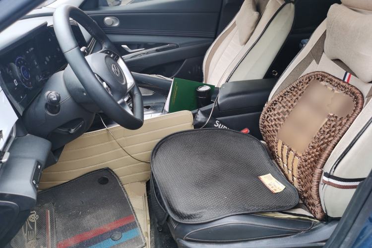 Used Hyundai Elantra 2022 1.5L CVT LUX Prestige Edition