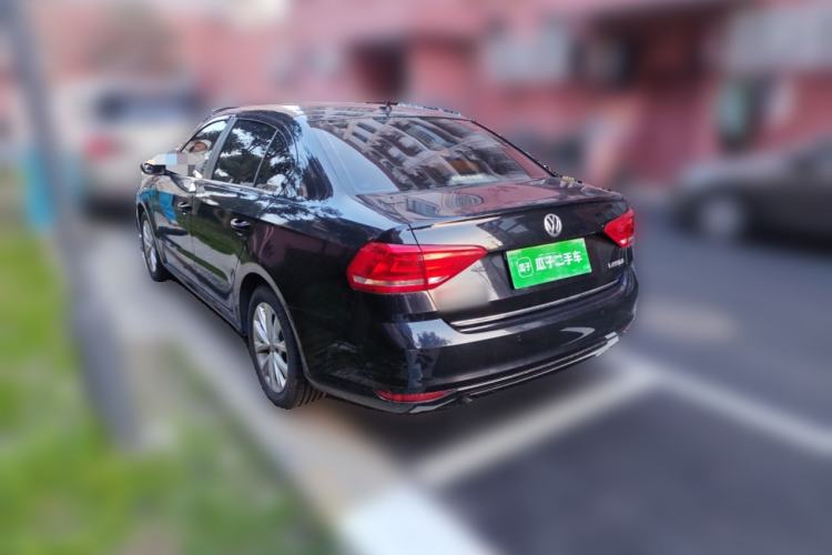 Used Volkswagen Lavida 2017 1.6L Automatic Comfort Edition
