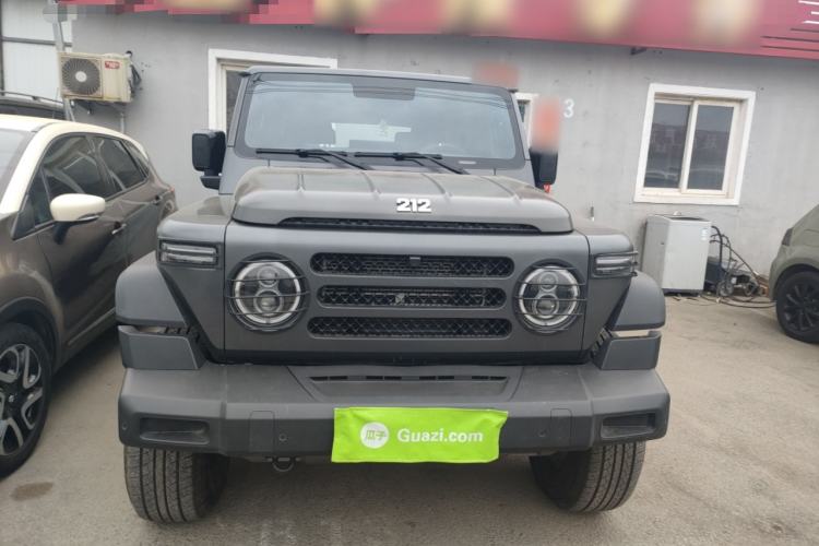 Used 212 T01 2024 2.0T Mechanic
