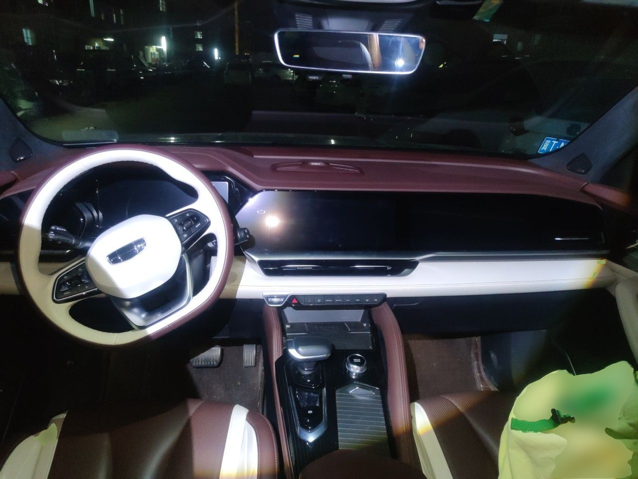 Geely Auto Monjaro L 2024 2.0TD High-Power Automatic Two-Wheel Drive Yunqi Version — снимка 9