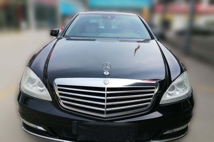 Used Mercedes-Benz S-Class 2012 S 300 L Business Standard Model
