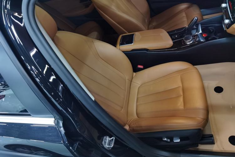 Used BMW 5 Series 2018 528Li Launch Special Edition
