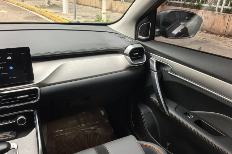 Used Geely Auto Coolray 2024 1.5T DCT Longteng Edition Interior 8