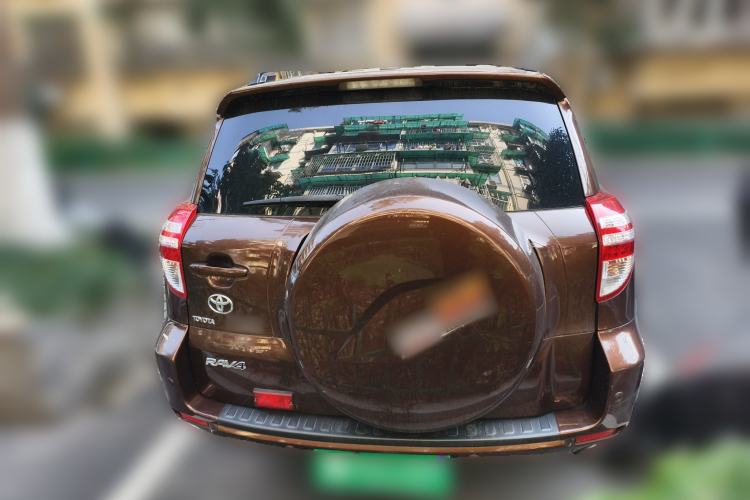 Used Toyota RAV4 2011 2.0L Automatic Luxury Edition
