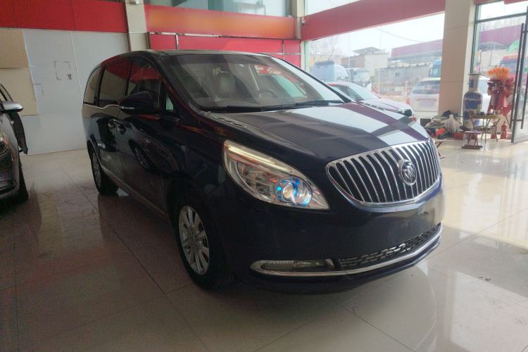 Used Buick GL8 2011 3.0L XT Luxury Business Flagship Edition Front Right 45 Deg